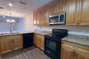 1100 SE Mitchell Ave, Port Saint Lucie, FL 34952 - Photo 9