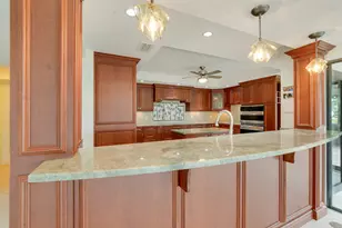 1660 Twelve Oaks Way Unit #106-Deeded Slip/Lift Included, North Palm Beach, FL 33408 - Photo 15