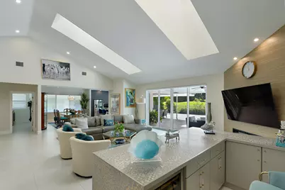 7508 Mandarin Drive, Boca Raton, FL 33433 - Photo 9