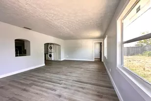 1455 NE Silver Maple Way, Jensen Beach, FL 34957 - Photo 23