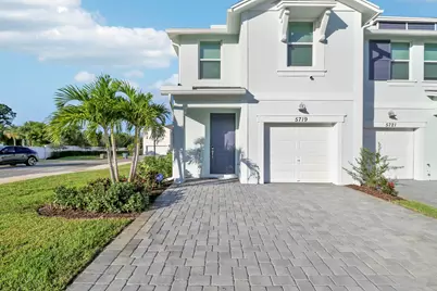 5719 SE Edgewater Circle, Stuart, FL 34997 - Photo 3