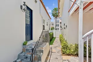 310 Almeria Rd, West Palm Beach, FL 33405 - Photo 45