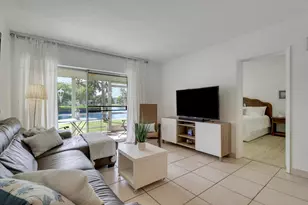 298 SE 6th Ave, Pompano Beach, FL 33060 - Photo 25