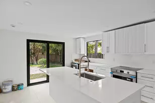 830 Franklin Rd, West Palm Beach, FL 33405 - Photo 3