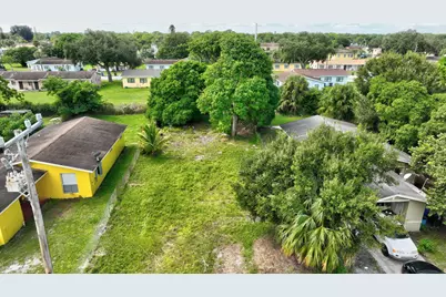 901 N 22nd Street, Fort Pierce, FL 34950 - Photo 5