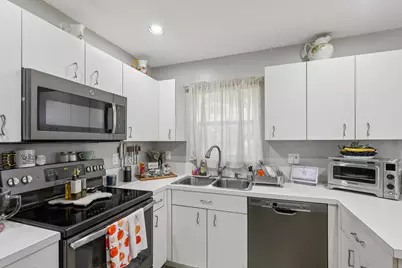 2837 NW 99th Terrace, Sunrise, FL 33322 - Photo 11