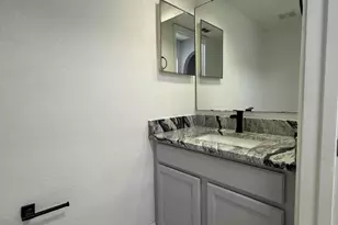 1925 SW Libra Ln, Port Saint Lucie, FL 34984 - Photo 5