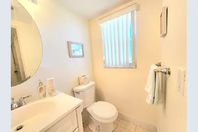 3959 Via Poinciana, Unit #208, Lake Worth, FL 33467 - Photo 23