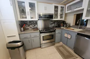 3959 Via Poinciana, Lake Worth, FL 33467 - Photo 7