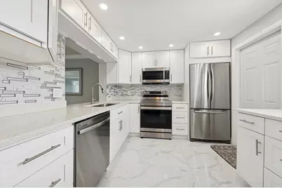 2809 Florida Boulevard, Unit #308, Delray Beach, FL 33483 - Photo 3
