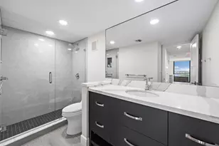 5510 N Ocean Dr, Singer Island, FL 33404 - Photo 17