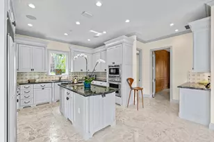 2690 Sheltingham Dr, Wellington, FL 33414 - Photo 11