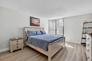 8 Royal Palm Way, Boca Raton, FL 33432 - Photo 17