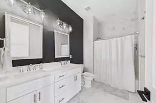 2345 N Riverside Dr, Melbourne, FL 32903 - Photo 37