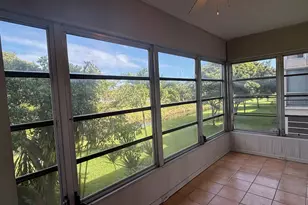 725 Lori Dr, Palm Springs, FL 33461 - Photo 23