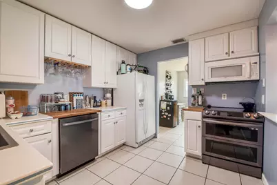 3406 Capri Road, Palm Beach Gardens, FL 33410 - Photo 9