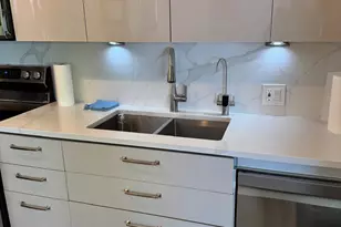 1800 S Ocean Dr, Hallandale Beach, FL 33009 - Photo 19