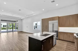 10064 Driftwood Wy, Palm Beach Gardens, FL 33412 - Photo 9