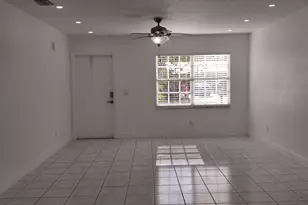 2431 SE Robin Cir, Port Saint Lucie, FL 34952 - Photo 3