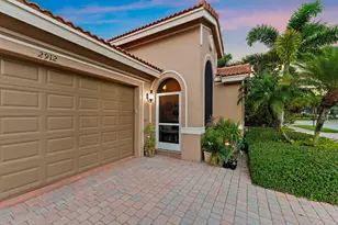 2912 SW Porpoise Cir, Stuart, FL 34997 - Photo 3