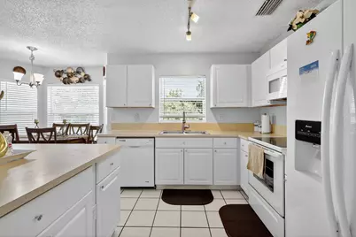 7581 Bristol Bay Lane, Lake Worth, FL 33467 - Photo 11