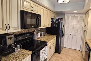 859 Jeffery St, Boca Raton, FL 33487 - Photo 11