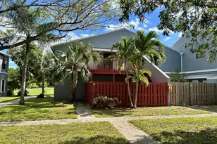 23 Crossings Cir, Boynton Beach, FL 33435 - Photo 1