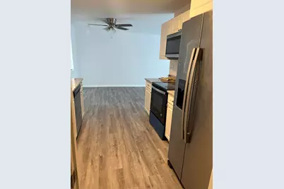 5706 Candlewood Avenue, Mangonia Park, FL 33407 - Photo 9