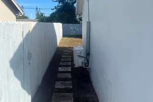 5706 Candlewood Ave, Mangonia Park, FL 33407 - Photo 13