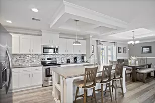 8328 SE Swan Ave, Hobe Sound, FL 33455 - Photo 9