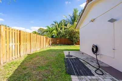 9811 NW 26th Court, Coral Springs, FL 33065 - Photo 7