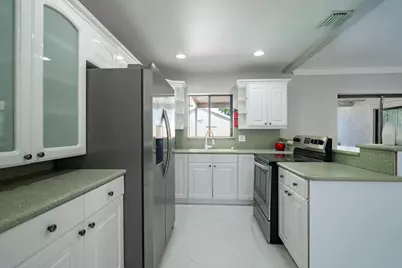 9811 NW 26th Court, Coral Springs, FL 33065 - Photo 17