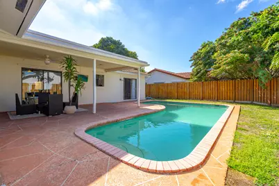 9811 NW 26th Court, Coral Springs, FL 33065 - Photo 5