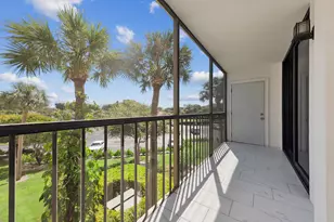 5340 Las Verdes Cir, Delray Beach, FL 33484 - Photo 9