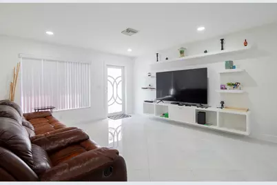 4963 Pine Cone Lane, West Palm Beach, FL 33417 - Photo 7