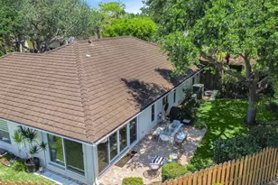 11473 Riverwood Pl, North Palm Beach, FL 33408 - Photo 27