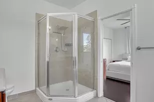 2850 S Oasis Dr, Boynton Beach, FL 33426 - Photo 31