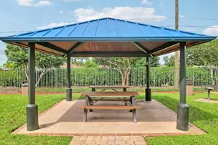 2850 S Oasis Dr, Boynton Beach, FL 33426 - Photo 47