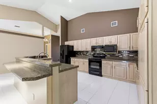 8776 Man O War Rd, Palm Beach Gardens, FL 33418 - Photo 11