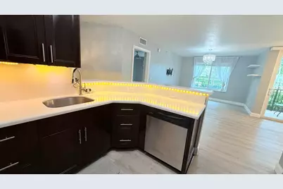 208 Villa Circle, Boynton Beach, FL 33435 - Photo 29