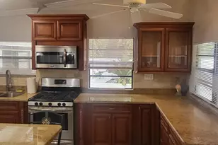 927 S Palmway, Lake Worth Beach, FL 33460 - Photo 7