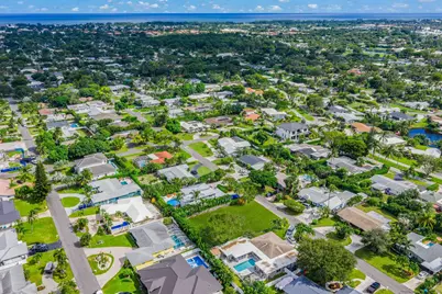 925 Sunset Road, Boynton Beach, FL 33435 - Photo 9