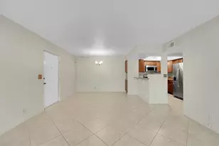 1548 SE Royal Green Cir, Port Saint Lucie, FL 34952 - Photo 5
