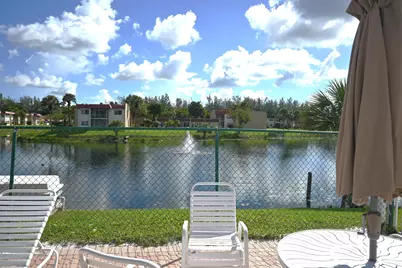 198 Lake Evelyn Drive, West Palm Beach, FL 33411 - Photo 29