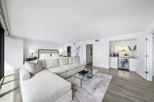 900 NE Spanish River Blvd, Boca Raton, FL 33431 - Photo 35