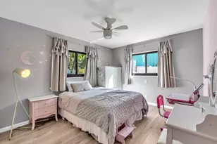 2000 NW 38th St, Oakland Park, FL 33305 - Photo 15