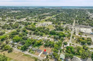 304 N 28th St, Fort Pierce, FL 34947 - Photo 27