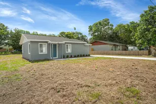 304 N 28th St, Fort Pierce, FL 34947 - Photo 3