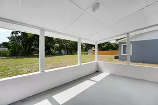 306 N 28th St, Fort Pierce, FL 34947 - Photo 19