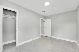 306 N 28th St, Fort Pierce, FL 34947 - Photo 11